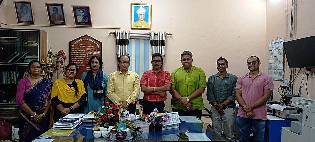 Group photo of the Teachers on the programme